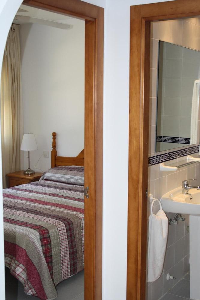 Torrelaguna Appartement *